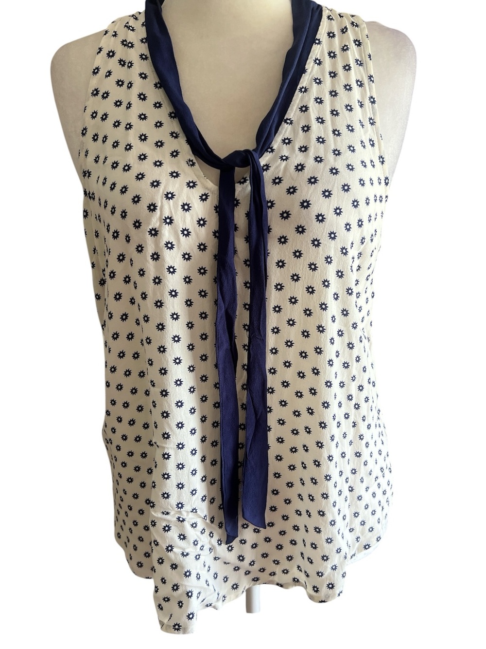 Maeve Anthropologie Sleeveless Tie Neck Blouse Navy White Print Size 12